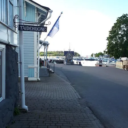 Sininen Talo Apartment *