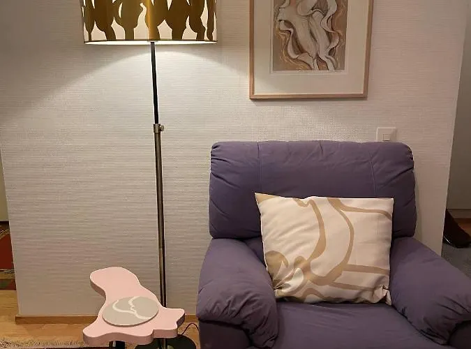 Sininen Talo * 纳坦利