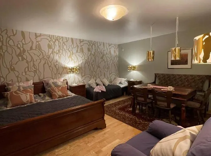 Sininen Talo 纳坦利