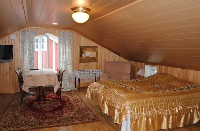 Sininen Talo 纳坦利