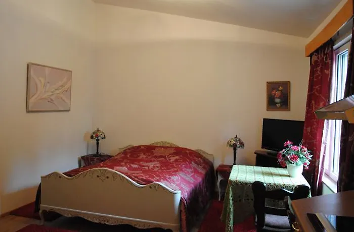 Sininen Talo 纳坦利